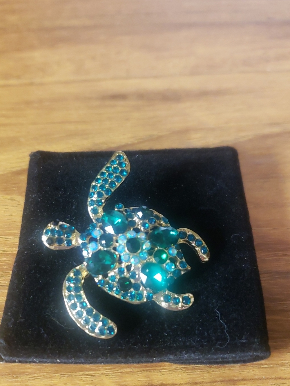 Vintage Gold-Tone Turtle Brooch with Emerald Green & Teal Crystals